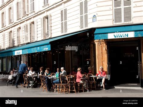 Street cafe, Paris, France Stock Photo - Alamy