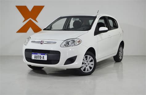 Fiat Palio ATTRACTIVE 1 0 EVO Fire Flex 8v 5p Flex 4 portas câmbio