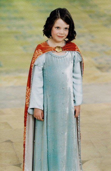 Queen Lucy The Valiant In 2019 Chronicles Of Narnia Narnia Costumes