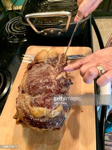 52 Prime Rib Carving Stock Photos High Res Pictures And Images