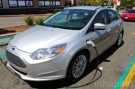 Ford Focus Electric Hatchback Review - Ford Focus Review