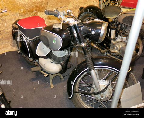 Foto De La Moto Vintage Tomada En La Exposici N De Motos Cl Sicas En