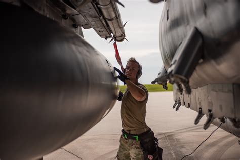 Gunfighters Conduct Integrated Combat Turns In The Pacific Mountain