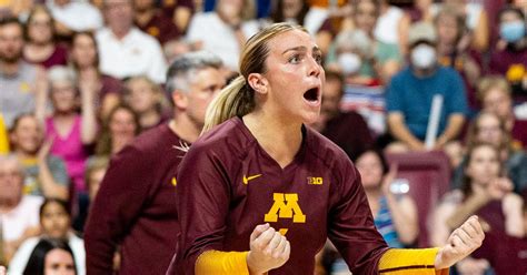 Minnesota Volleyball Gophers Go 2 0 On Opening Weekend Vs Baylortcu The Daily Gopher