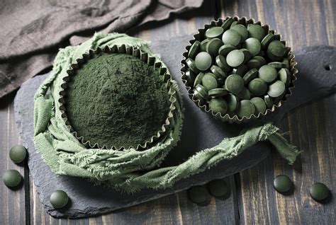 Chlorella Vs Spirulina Exploring The Key Differences And Health Benefits — Zeolite Supplements