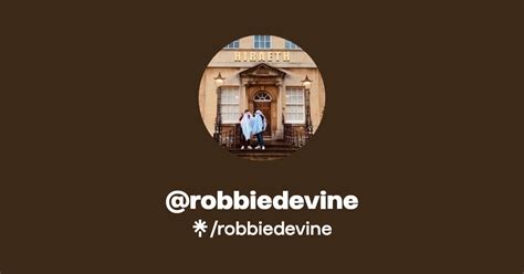 Robbiedevine Instagram TikTok Linktree