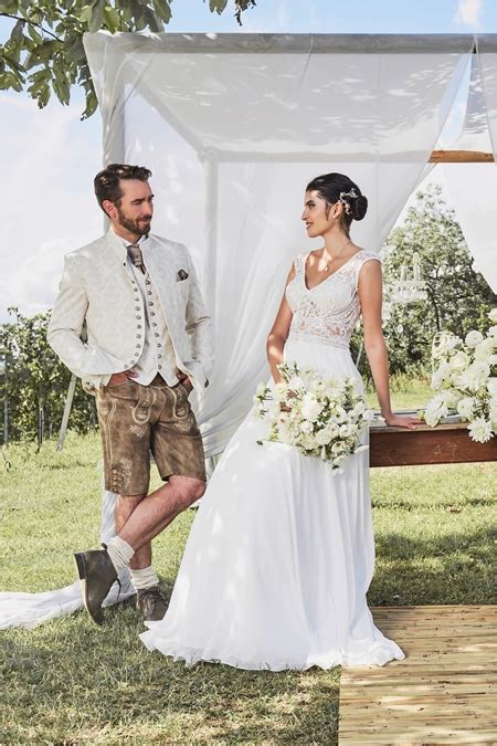 Trachtenhochzeit in ivory Neuböck Mode Hochzeit Tracht