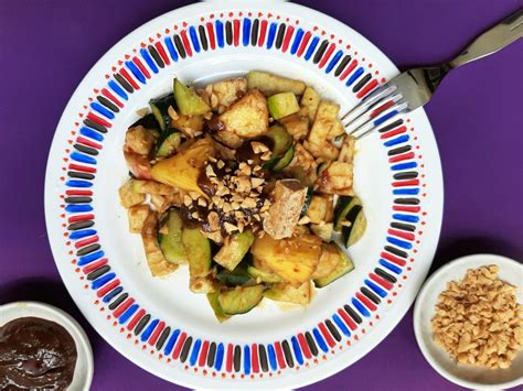 Recipe: Veggie friendly Rojak salad. – The travel notes