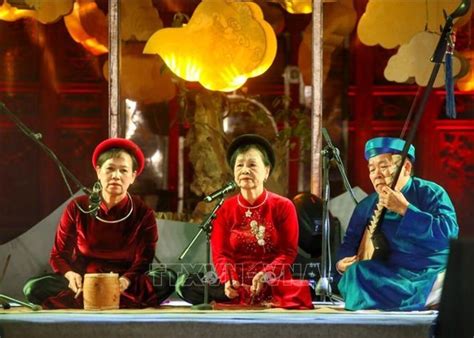 Trao giải Cuộc thi sáng tác lời thơ mới cho các thể cách hát nói trong ...