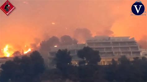 Un Incendio Obliga A Evacuar A Vecinos De Altea Hills Y A Cortar La