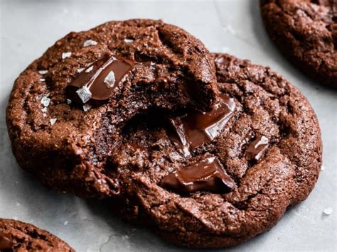 Cream Filled Chocolate Cookies Recipe How To Make It Easy