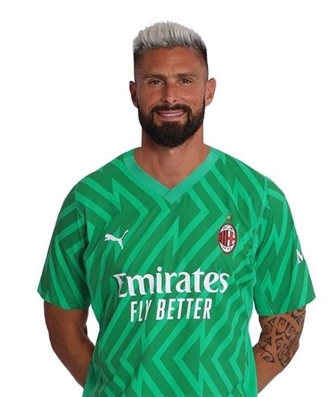 AC Milan Giroud 9 Goalkeeper Shirt 2023 24 Sold Out The Kitman