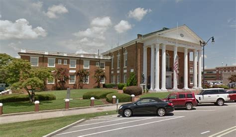 Nash County Courthouse flooded after water pipe break, reopens Monday