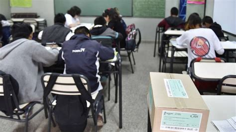 Pruebas Pisa Solo De Cada Estudiantes Secundarios Alcanza Los