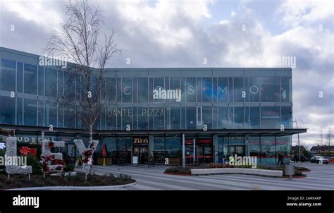 Liffey Valley Shopping Centre Dublin Hi Res Stock Photography And