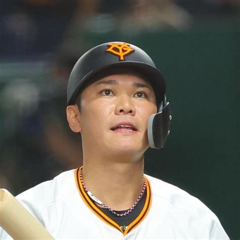 巨人・坂本勇人は《潔くユニホーム脱ぐべき》低迷でも“1年延命”で現役続行か ライブドアニュース