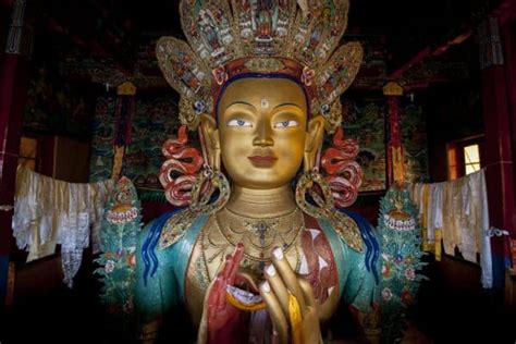 The Tibetan Culture of the Ladakh People in India - Green Global Travel