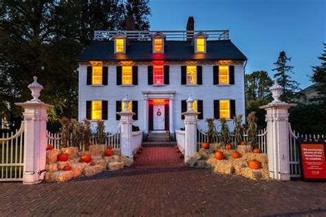 Salem Halloween Massachussetts Events Things To Do