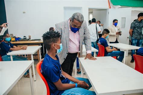 Jóvenes de La Nueva Barquita tendrán mejores oportunidades con apertura