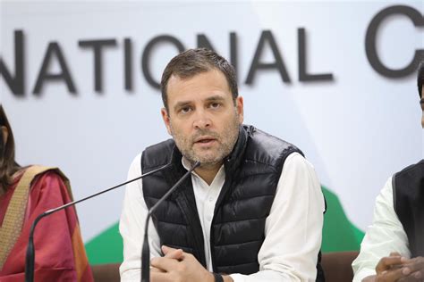 Rahul Gandhi Attacks Pm Over Rafale Deal Accuses Him Of Robbing Air Force Dynamite News