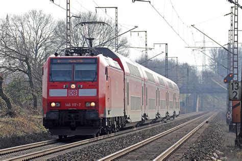 146 117 7 als RE 2 nach Münster Hbf auf der KBS 425 am BÜ 13 272km in