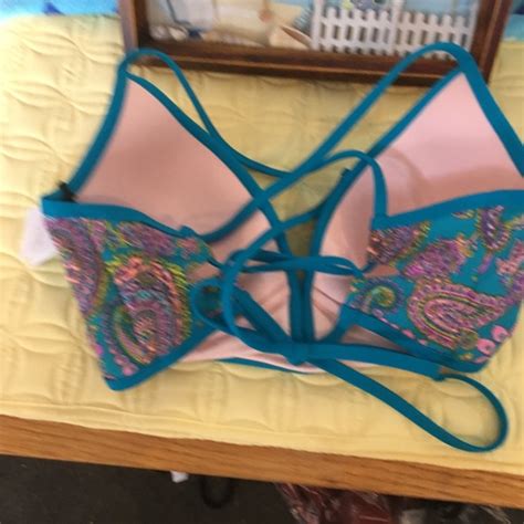 Shade Shore Swim Shade Shore Bikini Swimsuit Top New Poshmark