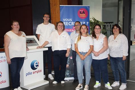 Premiers chalets de l emploi à Gisors actu fr