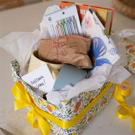 How To Make A DIY Gift Basket - Ashley Brooke | Lifestyle Blog