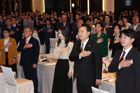 尹대통령 베트남 첫 일정 동포간담회 새로운 30년 향한 출발점 네이트 뉴스