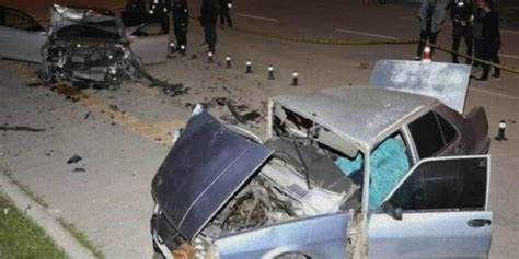 Gaziantep te iki otomobilin çarpıştığı kazada 7 kişi yaralandı