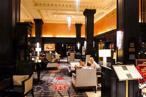 A Review of The Algonquin Hotel in New York City