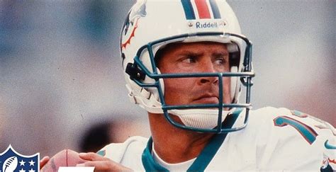 Dan Marino Biography - Facts, Childhood, Family Life & Achievements