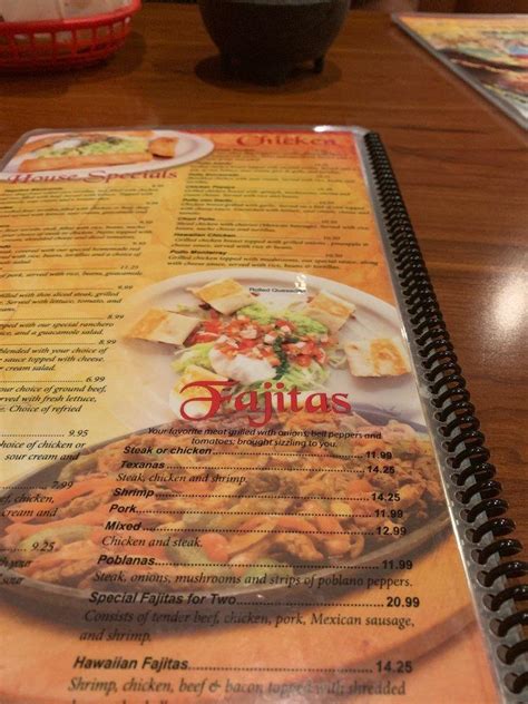 Menu At Los Tres Amigos Restaurant Waukee