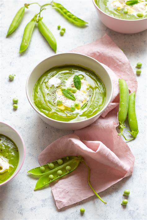 Vellutata Di Piselli Alla Menta Con Stracciatella