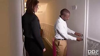 Saborea su culo sexy porno anal hardcore en la habitación del hotel XVIDEOS