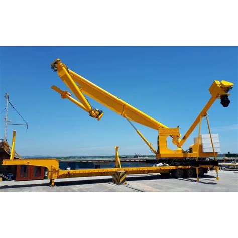 A Ship Unloader Container Gantry Crane Used For Loading And Unloading