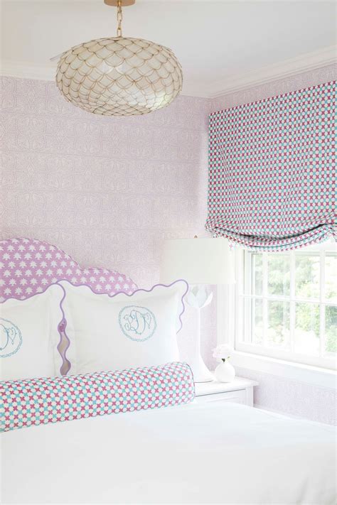 Purple Girls Room Ideas | Purple girls room, Teen girl room decor, Girl ...