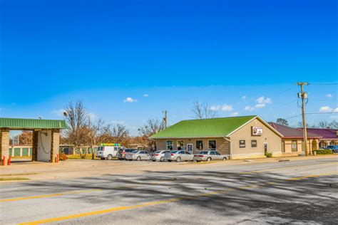 Splash N Dash Car Wash and Laundry: Bentonville, Arkansas Car wash