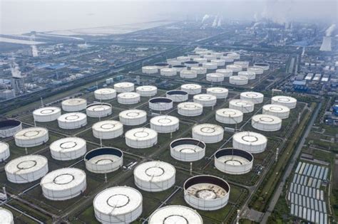 China sells oil reserves to lower prices in unprecedented move | Oil ...