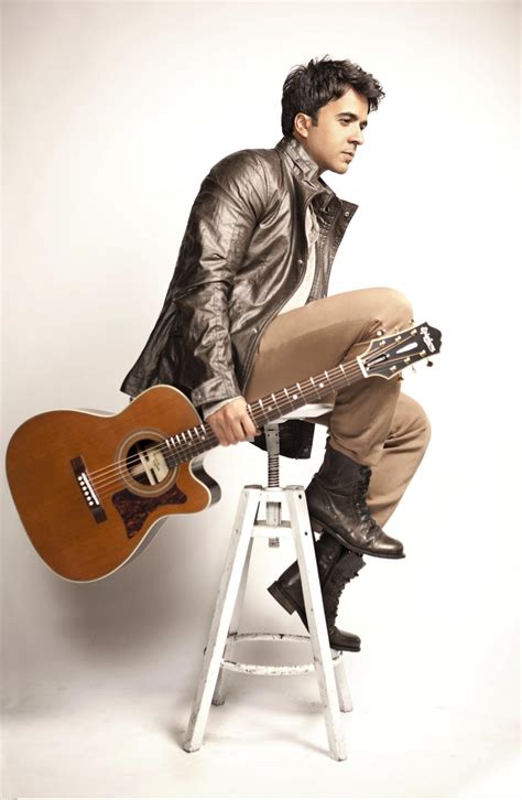 Luis Fonsi 18x28 45cm70cm Poster