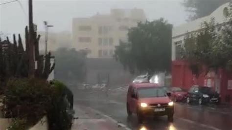 Tiempo En Canarias Tenerife Y La Palma Reciben Lluvias Y Rayos