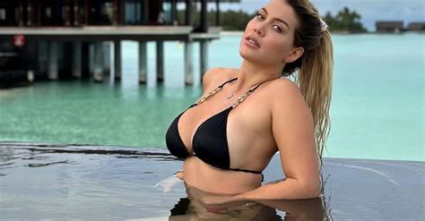 Wanda Nara Si Gode Le Maldive Il Bikini Manda In Tilt I Suoi Followers