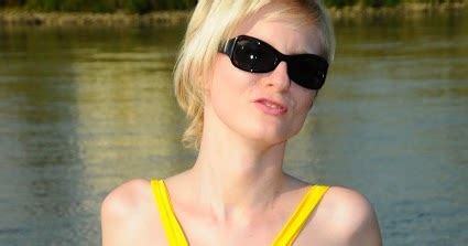 Smiles Bikini Babe Best XXX Anime