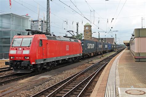 Durchfahrt Am Von Mit Einem Samskip Containerzug