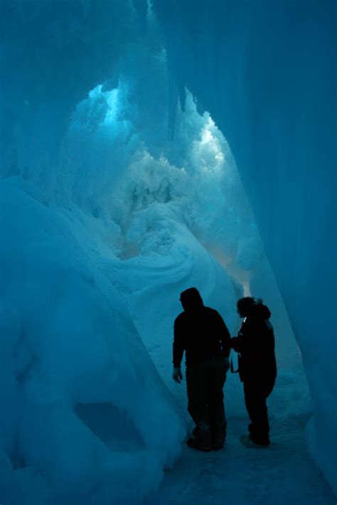 Antarctica's Ice Caves May Harbor New Species