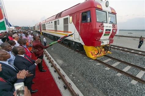 Kenyas First SGR Cargo Train Now On The Rail Moov Logistics News