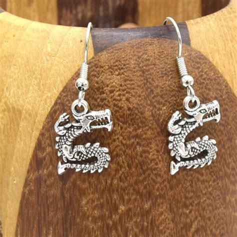 Boucles D Oreilles Dragon Etsy France