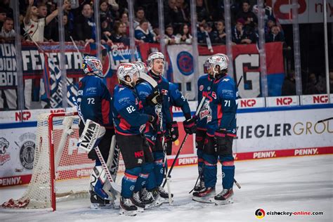 Shutout F R Erc Ingolstadt Im Derby Bei Den Ice Tigers N Rnberg