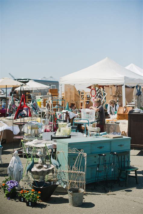 Famously Vintage Alameda Antique Fair -Pictilio