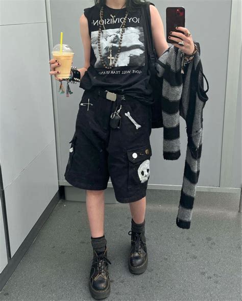 Bumblephii On Instagram Grunge Outfits Alternative Outfits Punk